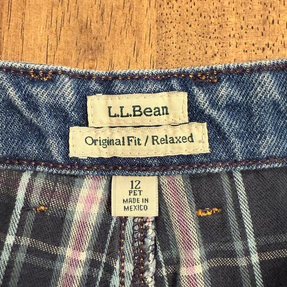 L.L.Bean Women’s VTG Original Relaxed Flannel Lined Denim Jeans Size 12 Petite - Picture 4 of 10